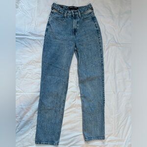 Social Tourist Hollister Ultra High Rise Straight Jeans